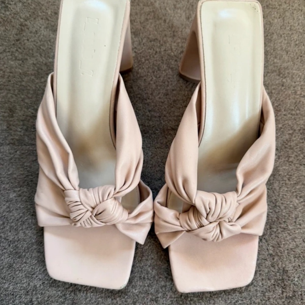 ASOS Women's Knotted Heels in Blush